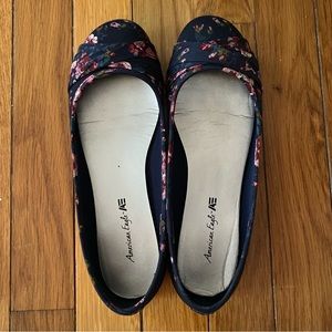 2 PAIRS - BLACK & BLUE FLORAL FLATS - AMERICAN EAGLE